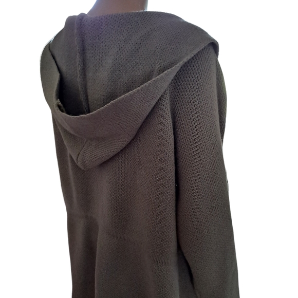 California Moon Rise grey soft hooded cardigan large lapel, pearls, pock… - Picture 6 of 7